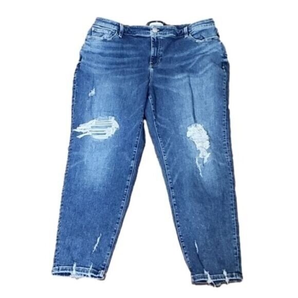 Lane Bryant Denim - Lane Bryant flexMagic Jeans Mid-rise boyfriend distressed 18